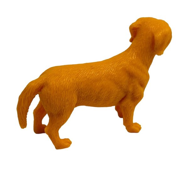 Tree House Kids Labrador Yellow Plastic Dog Figurine Toy - Picture 6 of 10